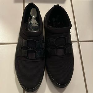 Bzees cloud technology. 9.5